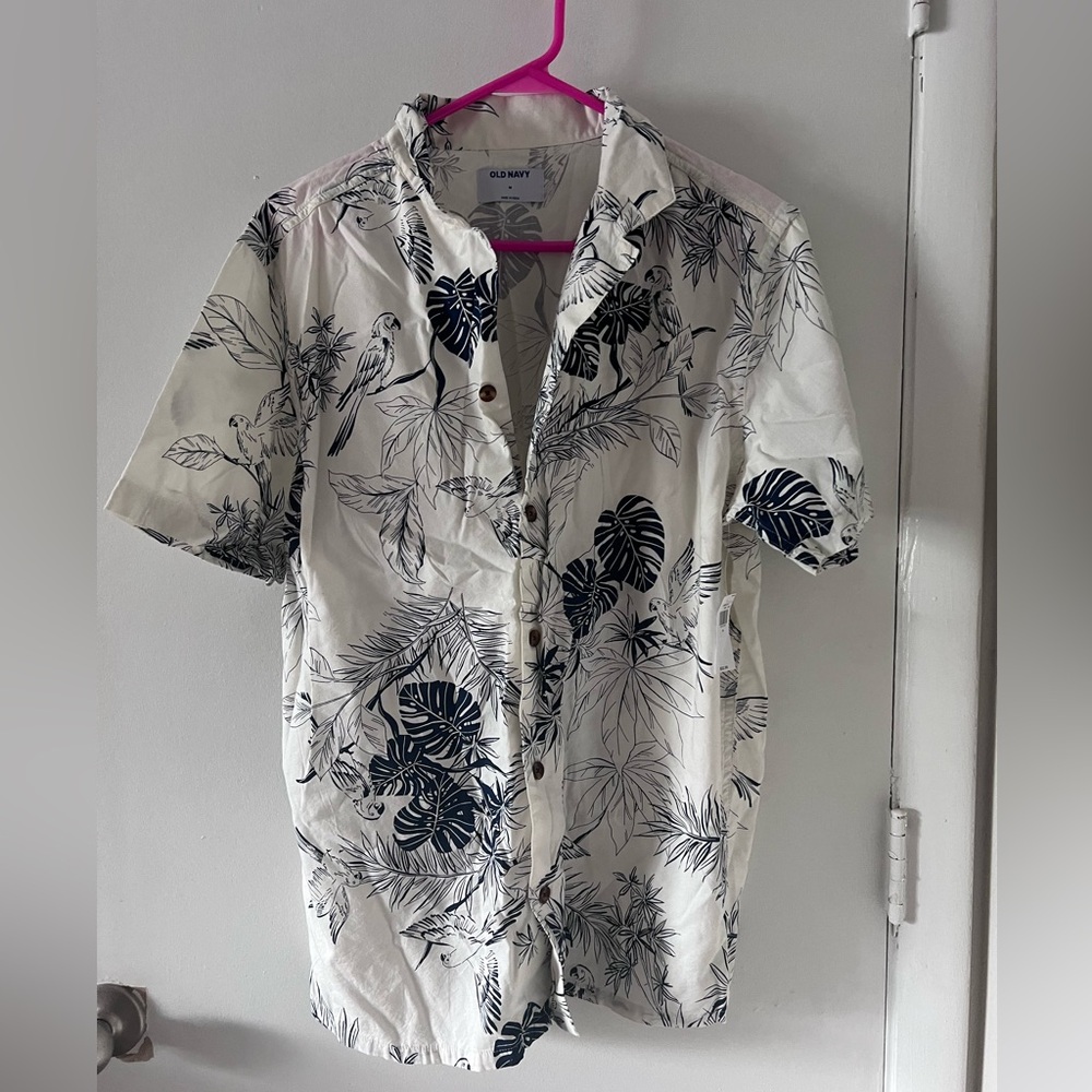 Men - medium - Old Navy - brand new